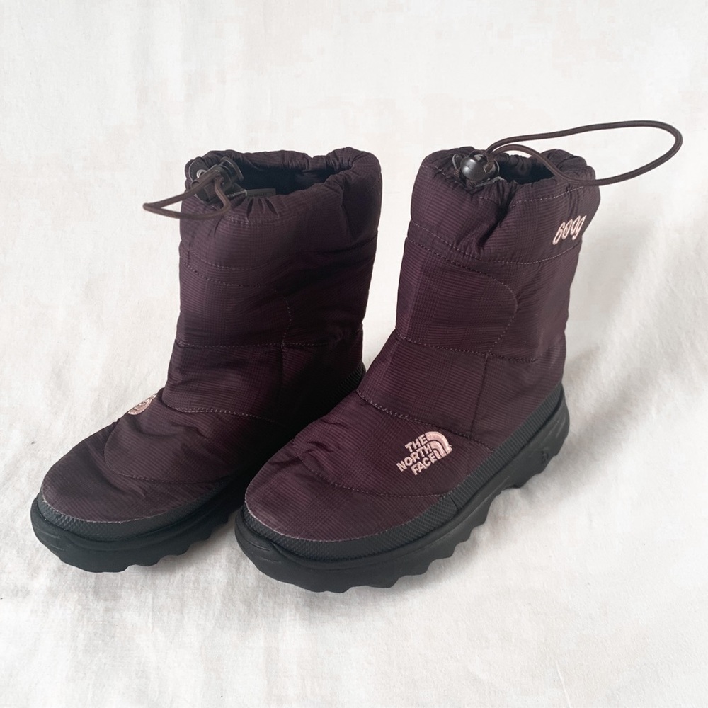 The North Face brown ‘Nuptse boot’ snow boots